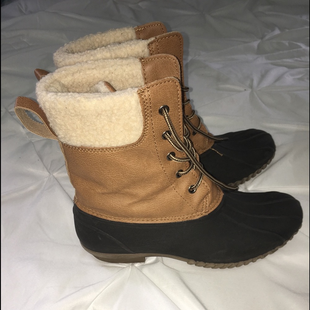 Snow or rain boots